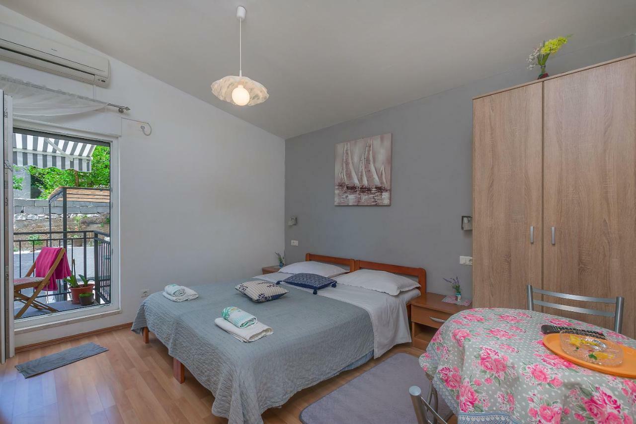 Apartment Ivanka Omiš Екстериор снимка